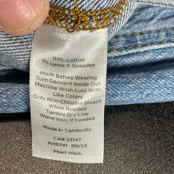 Talbots Easy Straight Ankle Blue Jeans Pearl Wash Distressed Hem Womens Size 12 - Picture 7 of 12